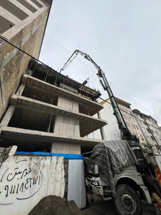 فرایند بتن ریزی سقف طبقات